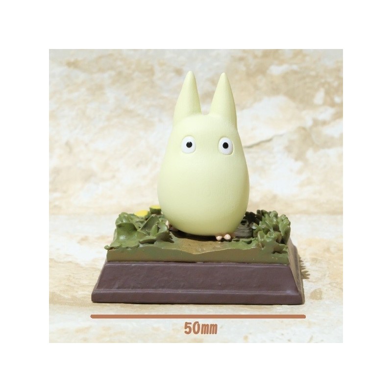 Statues - Stop Motion Collection Totoro Fast Walk Small Totoro Pose 1 - My Neig