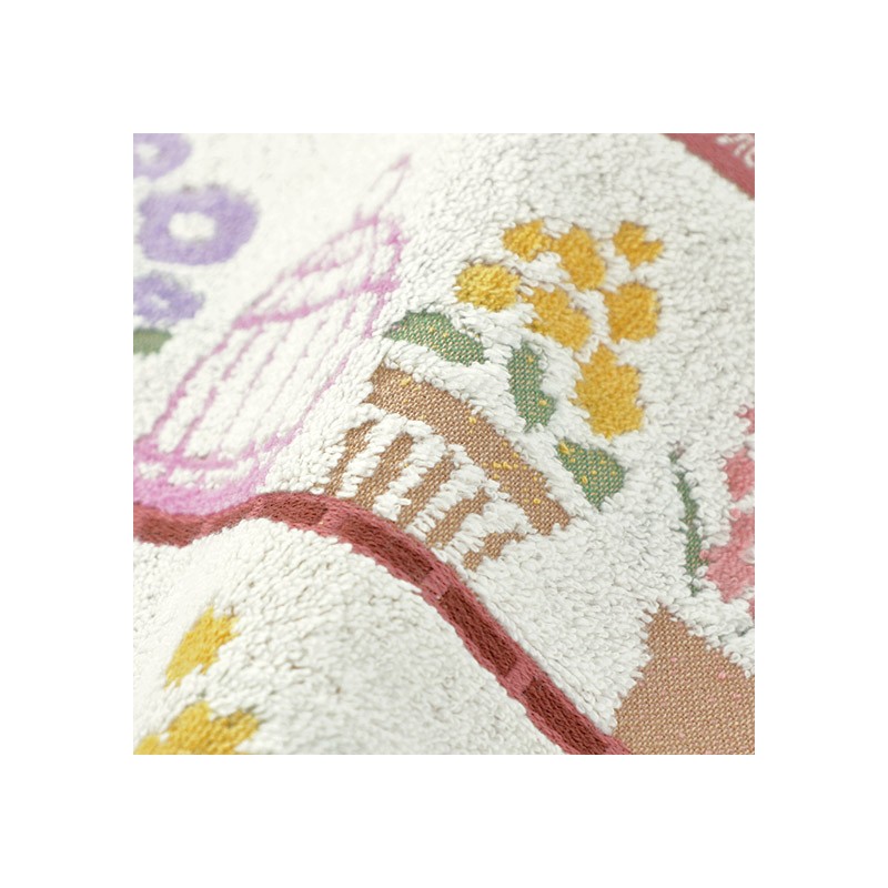 Household linen - Mini Towel Jiji and her favourite flowers 25x25 - Kiki's Delivery Ser