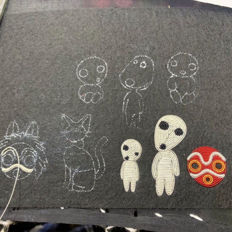 Pins - Broche de canutillos Kodama, sentado - La princesa Mononoke