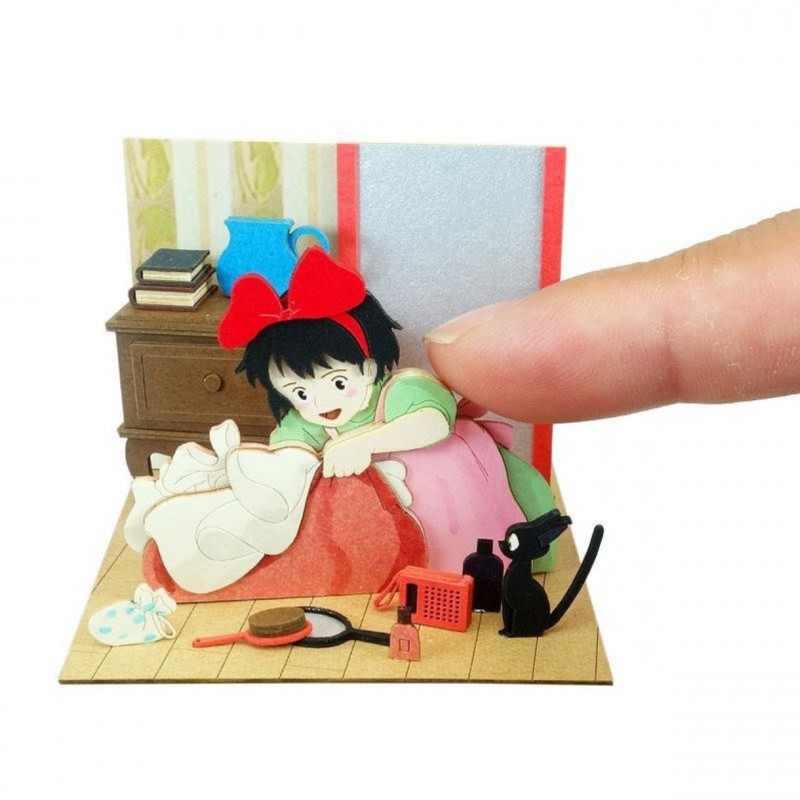 Paper Craft Kiki flies - Kiki's Delivery Service