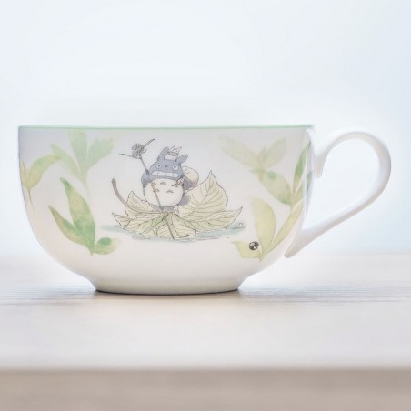 Japanese Porcelain - Soup Mug Totoro on a leaf - My Neighbor Totoro