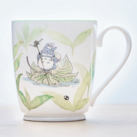 Japanese Porcelain - Mug Totoro on a leaf - My Neighbor Totoro