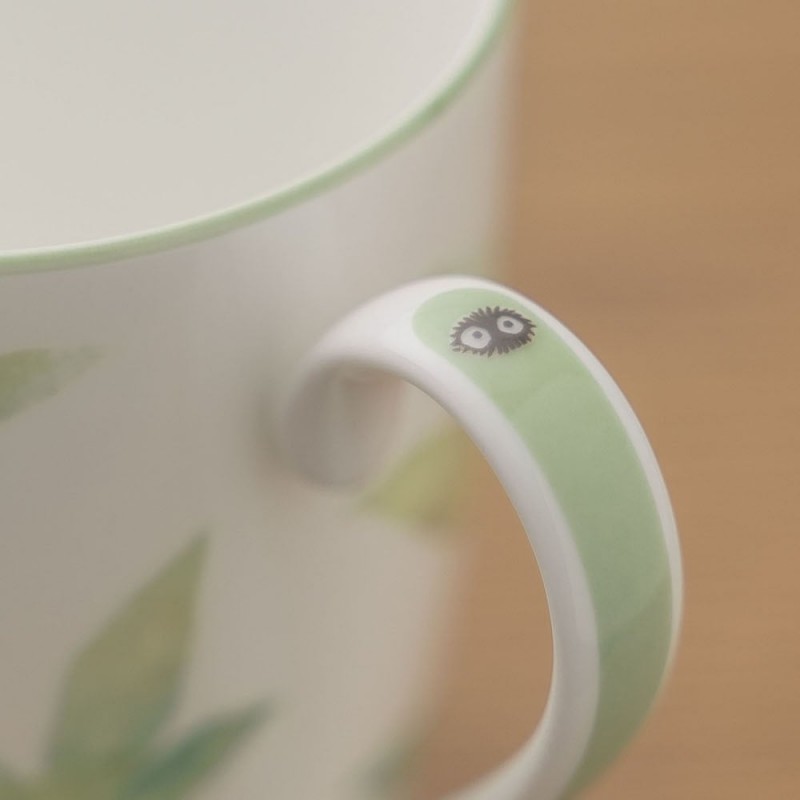 Porcelaine japonaise - Tasse Totoro sur une feuille - Mon Voisin Totoro