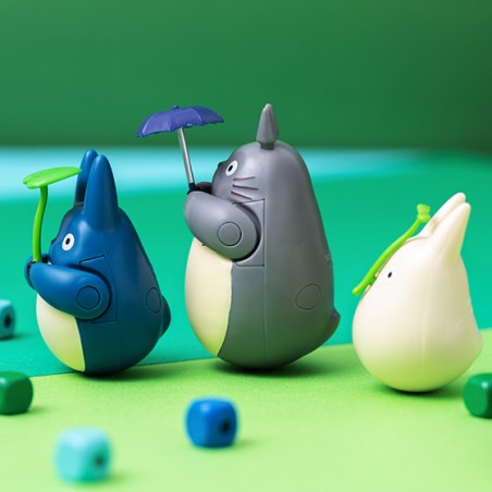 Jouets - Figurine Culbuto Totoro Bleu avec feuille - Mon Voisin Totoro