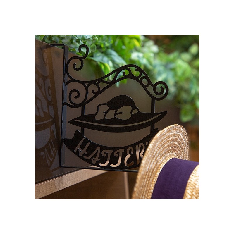 Décoration - Hatter's Hat Shop door sign - Howl's Moving Castle