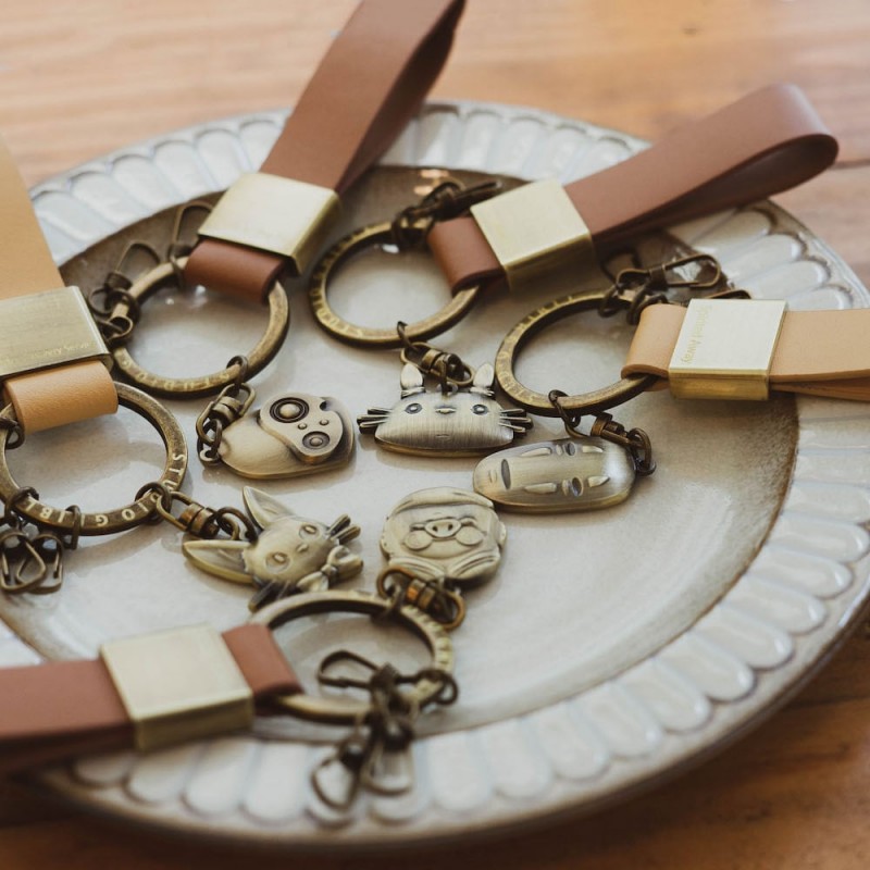 Llaveros - Llavero de piel Robot - El castillo en el cielo