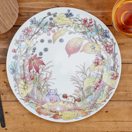Japanese Porcelain - 23 cm Totoro Berries Plate - My Neighbor Totoro