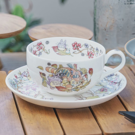 Japanese Porcelain - Cup and Saucer Totoro Berries - My Neighbor Totoro