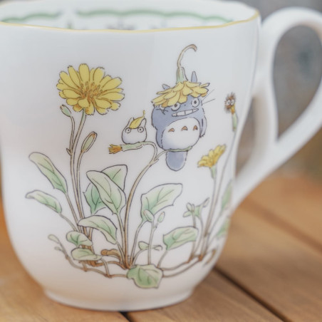 Porcelaine japonaise - Tasse Totoro Chapeau de Fleurs Jaunes - Mon Voisin Totoro