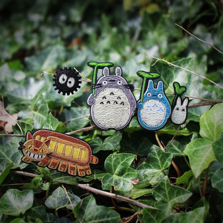 Pins - Embroidered Jewel Brooch Soot Sprite - My Neighbor Totoro
