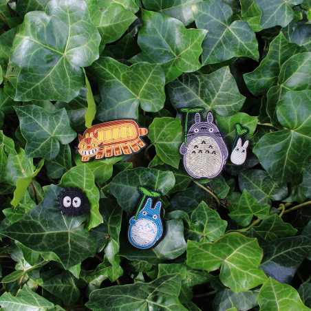 Pins - Embroidered Jewel Brooch Soot Sprite - My Neighbor Totoro