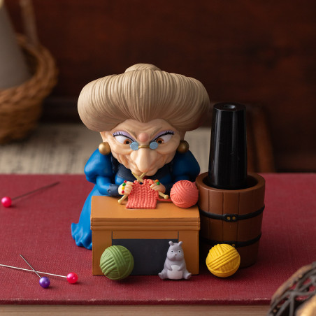 Jewellery boxes - Pencil holder figurine Yubaba knitting - Spirited Away