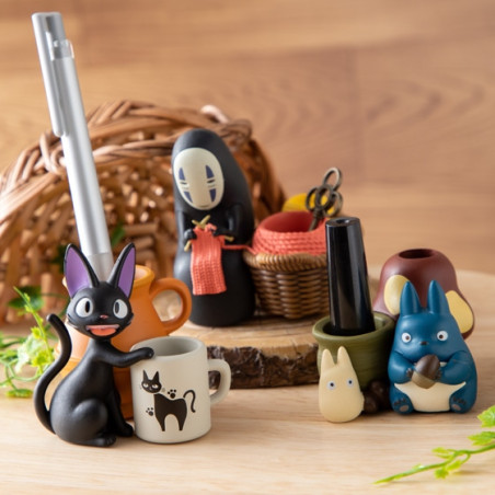 Boites à bijoux - Figurine pot à crayon No Face tricote - Le Voyage de Chihiro