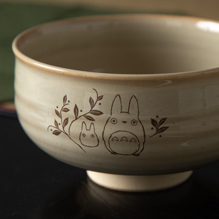 Japanese Porcelain - Akahada-yaki Matcha Tea Bowl & Whisk - My Neighbor Totoro