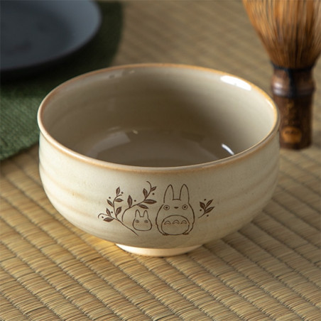 Japanese Porcelain - Akahada-yaki Matcha Tea Bowl & Whisk - My Neighbor Totoro