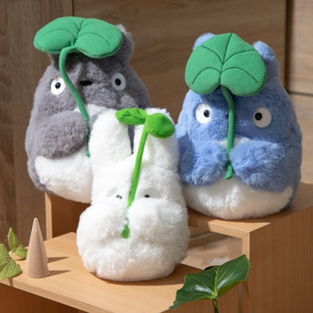 Peluches Nakayoshi - Peluche Nakayoshi Totoro Gris avec feuille - Mon Voisin Totoro