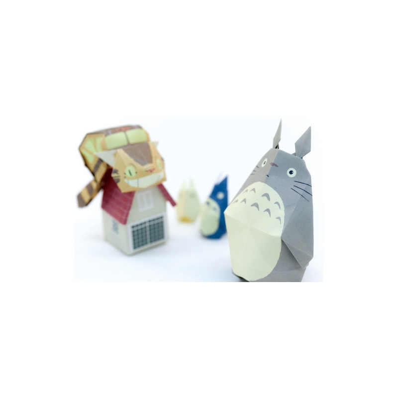 Origami Set Totoro in front of the house - My Neighbor Totoro