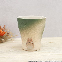 Porcelana japonesa - Taza verde Shigariki Totoro hecha a mano - Mi vecino Totoro