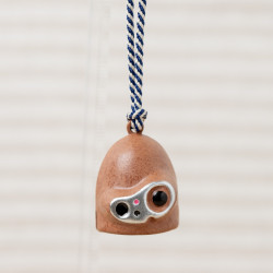 Strap Netsuke flying stone - Castle in the sky