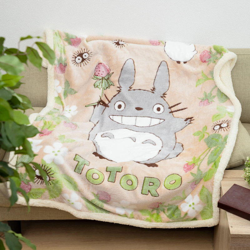 Household linen - Fluffy blanket Totoro Strawberry 100x140 cm - My Neighbor Totoro