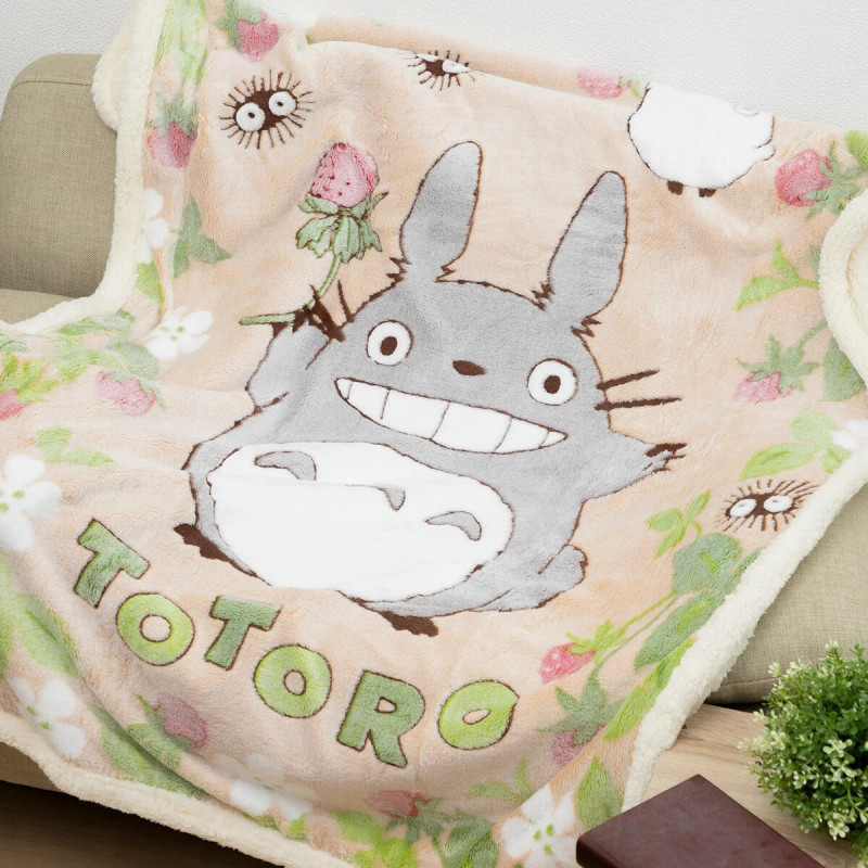 Household linen - Fluffy blanket Totoro Strawberry 100x140 cm - My Neighbor Totoro