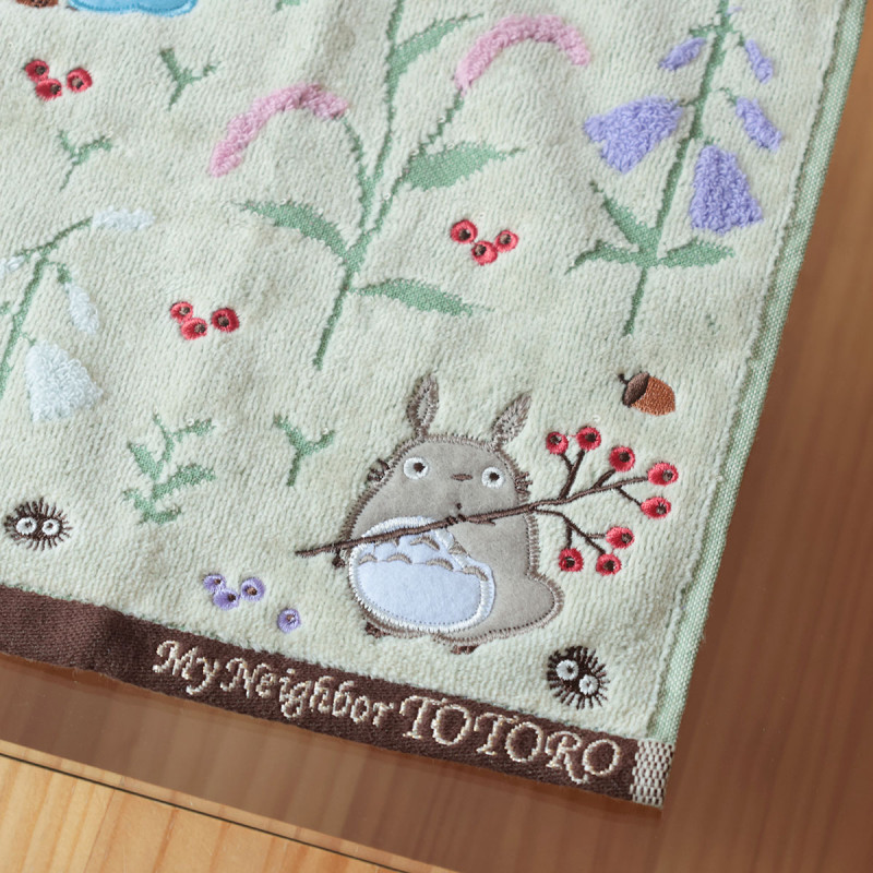 Household linen - Mini Towel A moment in Autumn 25x25 cm - My Neighbor Totoro