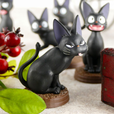 Figuras - Figura sorpresa de Jiji – Nicky, la aprendiz de bruja