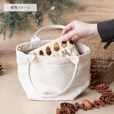 Bags - Embroidered hand bag Totoro Acorn Ivory - My Neighbor Totoro