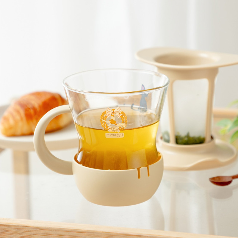 Cocina y vajilla - Taza de té con infusor - Nicky, la aprendiz de bruja