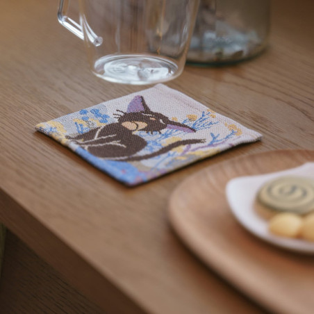 Cocina y vajilla - Juego de 4 posavasos bordados - Nicky, la aprendiz de bruja