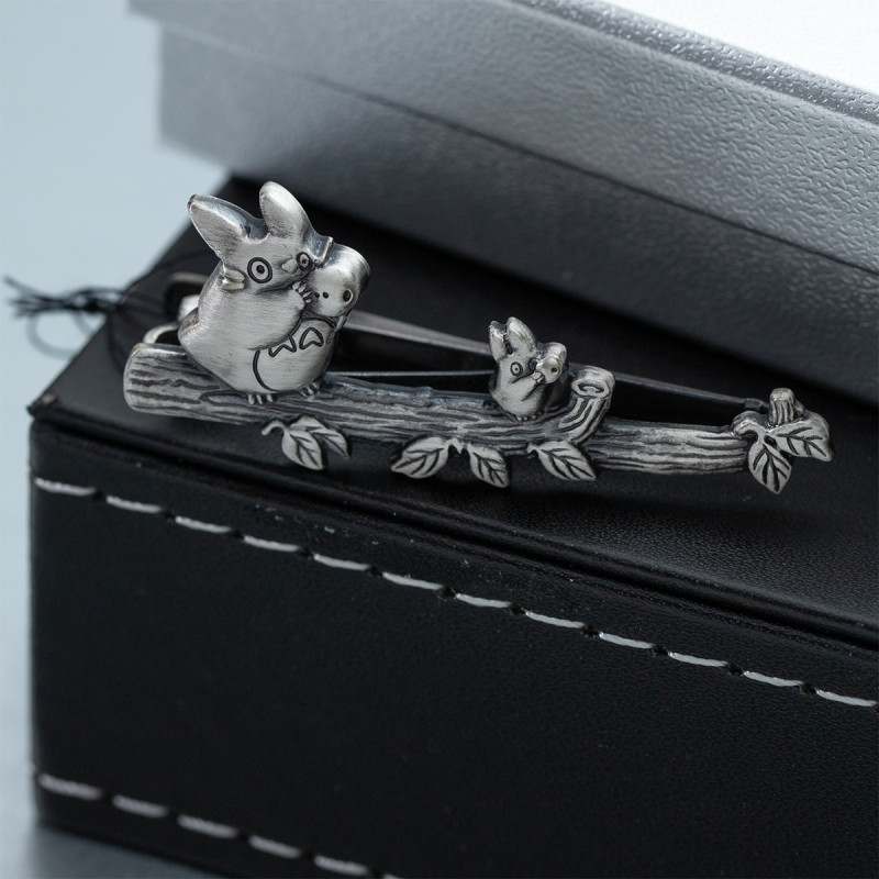 Accesorios - Pinza para corbata de Totoro en una rama - Mi vecino Totoro