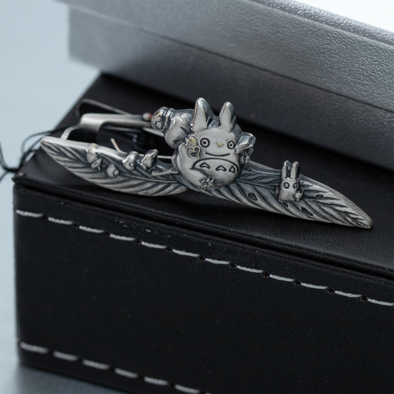 Accessories - Tie Clip Totoro leaf & acorn - My Neighbor Totoro